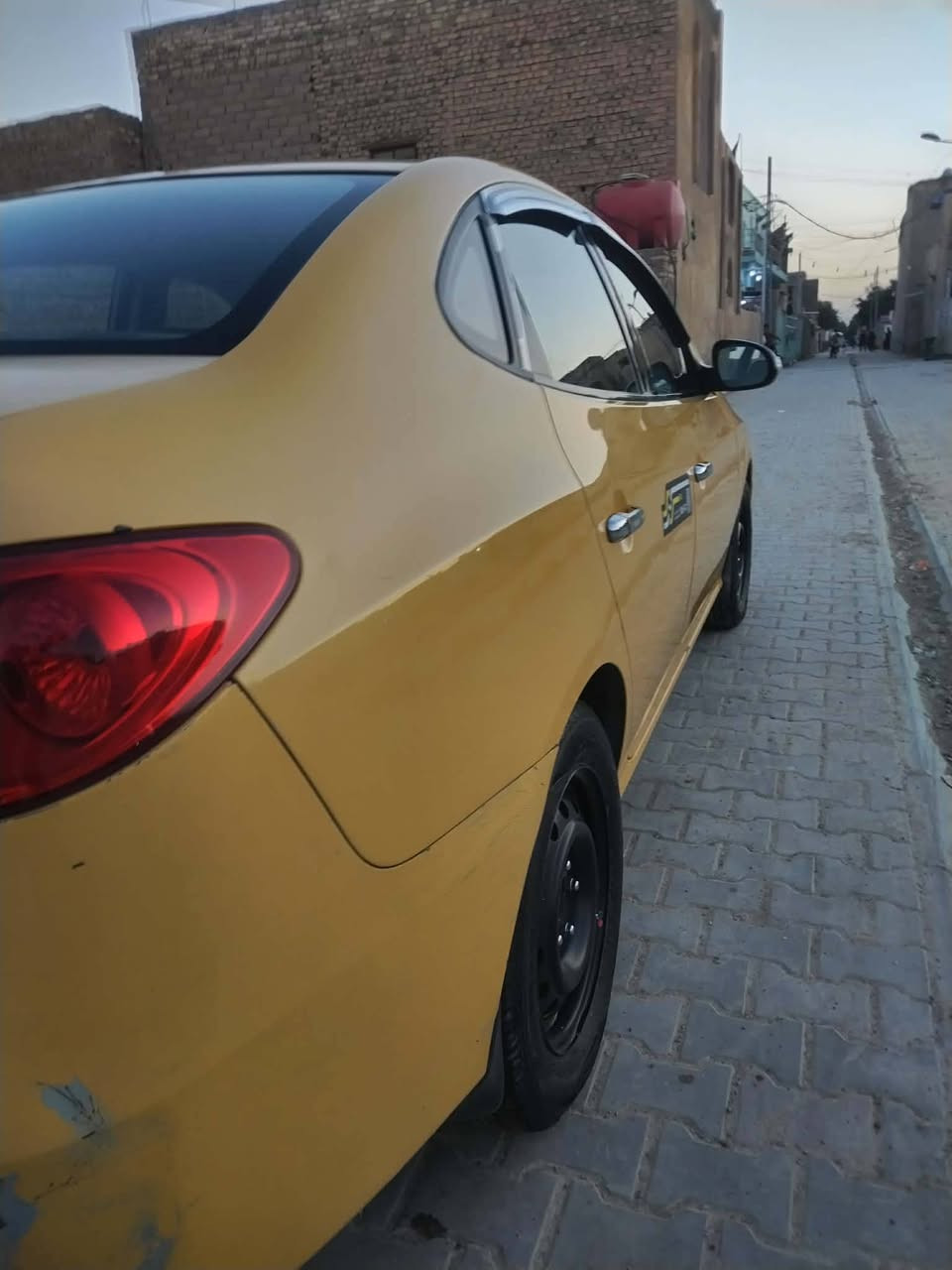 سلام عليكم النتره مقدسه خليجي مكفوله للبيع موديل 2011بغداد بسمي  مصفره مكينه اوكيرخير من الله تبريد ثلج بيه طختين بارد موضحه بل صور سعرهة 95او بيه مجال بصيط  مكاني واسط الكوت حي الجهاد***********/ ***********
