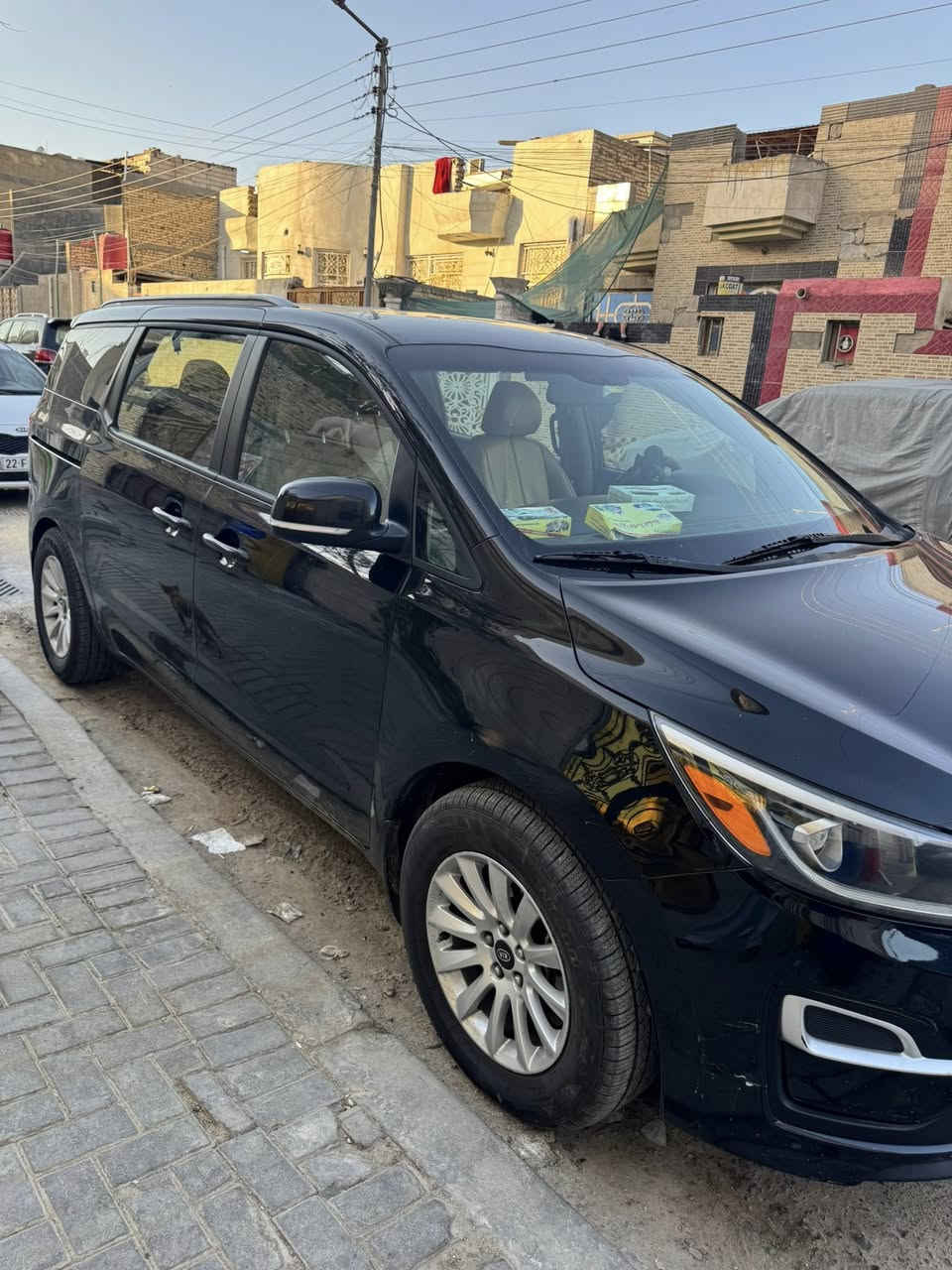 للبيع سيدونا 19 LX
***********

البصرة
