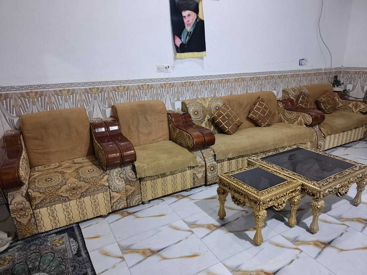 السلام عليكم/للمراسله ***********
غرفه نوم كويتيه كامله سعرها 500 ألف بيها مجال بسيط 
كناتير 2 سعر واحد 75 ألف الاثنين ب125 ألف 
جرابي فردية مع دوشكهم خام أصلي سعر واحد 50 ألف 
قنفات 4 قطع نظافة متوسطه سعر 100 ألف
طبلات جوزيه 3 قطع اثنين مصورات وحده ما مصورها 50 الف
عنواني بصرة/زبير
للاستفسار والحجز مراسله واتس أو اتصال ***********
