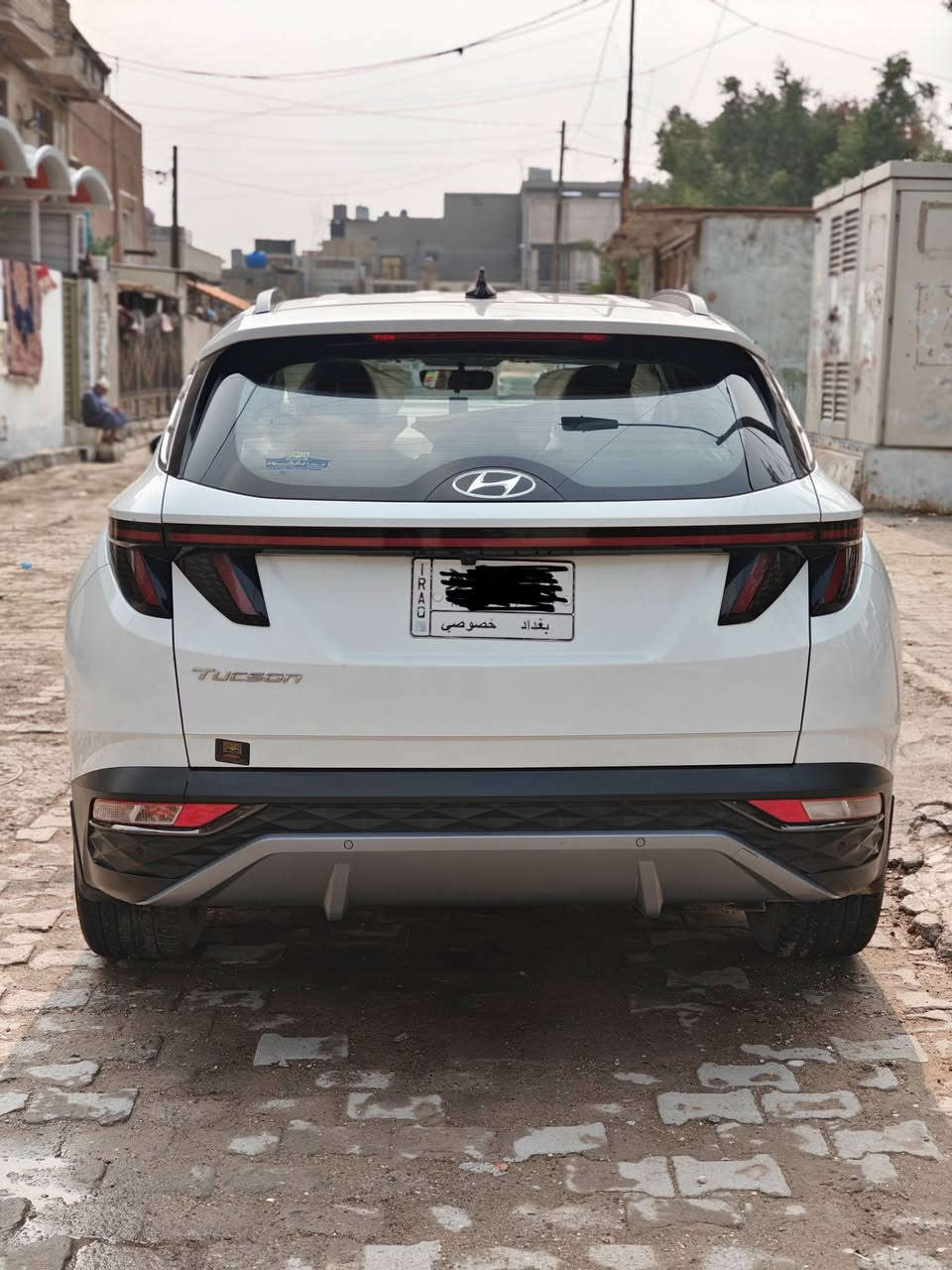 سلام عليكم
توسان 
خليجيه
موديل 2024
كفاله عامه 
فول مواصفات
 من عدا البنراما
مواصفات
مكينه 2.0 دوش 
بصمه 
بصمه ابواب
تشغيل عن بعد
شاشه اصليه 
نضام اوتو هولد
اشاير ترحيب 
اشاير ب المري 
اريل نفكيتر
سبير منازل 
ماشيه 18 الف 
داخل ابيض 
مري كهرباء 
بردات خلفيه
هاند بريك بصمه
مقاعد كهرباء 2
 فول تحكم ستيرن 
تبريد قطعتين 
حساس امامي 
حساس خلفي 
كامره دواره 
شاحن موبايل 
وايرلس
بعد بيها  هواي  موصفات 
رقم بغداد مشروع وطني
مكاني بغداد 
ه‍ ***********
