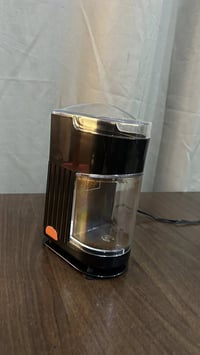 طاحونة قهوة • موس معدن • ١١٠ فولت