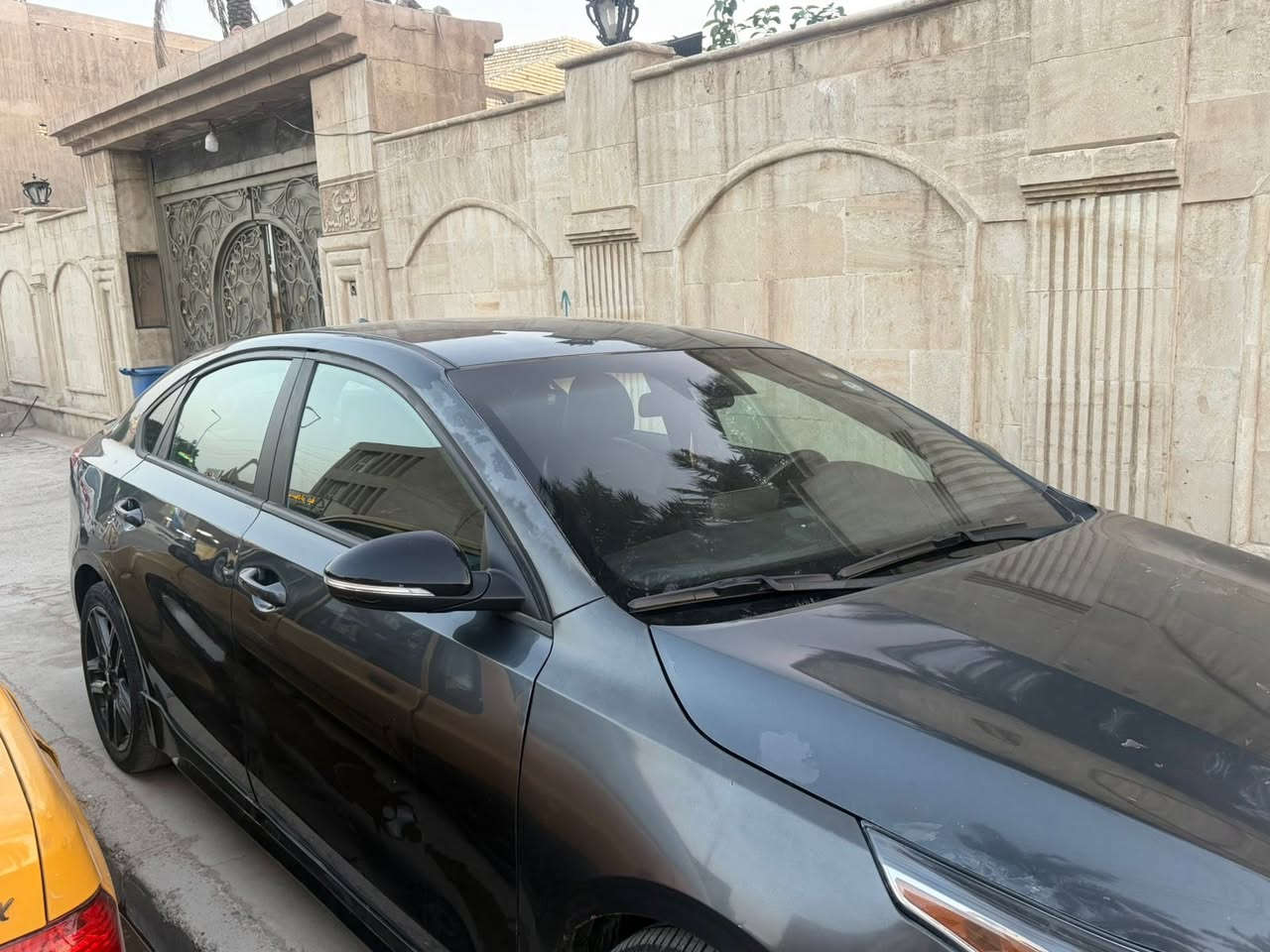 السلام عليكم للبيع فورتي جي تي لاين 2021
ماشية 44 الف 
رقم اربيل الجديد باسمي السيارة 
هزة و سنوية جدد 
محرك 2000 دوش 
بصمة دخول ذكي 
3 انضمة قيادة 
تحديد مسار 
نقاط عمية 
رادار
تحديد مسار 
كشنات مخمل و جلد 
ستيرن رياضي D 
حادث السيارة باب ايمن و جاملغ ايمن بجم كبس و بيه البنيد و جاملغ ايسر صبغ كلير 
دعاميات صبغ اثر شخوط 
و السونار و صور الحادث موجودة بالمنشور
سعر 133
مكاني اليرموك 
***********
