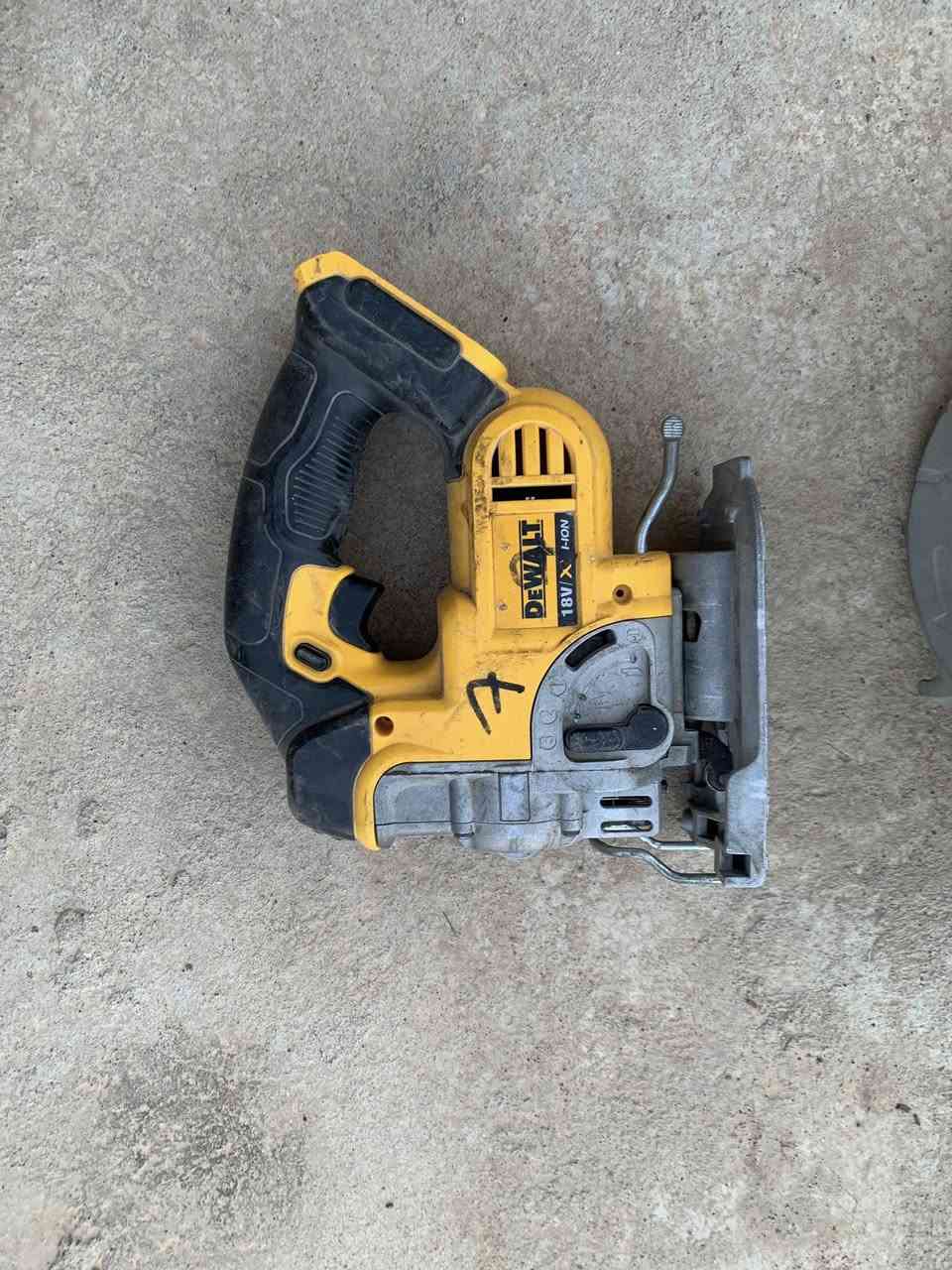 منشار شحن كهربائي للبيع ⚡
للتواصل واتساب ***********
