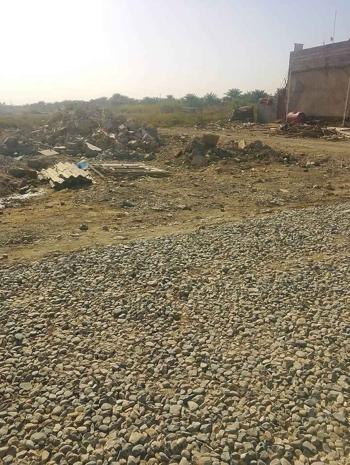 السلام عليكم.قطعة ارض للبيع..منطقة..حي العهد سند25
خدمات كاملة.للامانه.. القطعة للي يرد ياخذها ميخسر لان كلشي متوفر ماء كهرباء مجاري والتبليط عالابواب ان شاء الله..مميزه شارعها عرضه12متر..مساحته216..بس مثاليه..والخلفات يعرفون شحچي..لان عرضها8متر..ونزالها27 
للتواصل..الاتصال...***********
