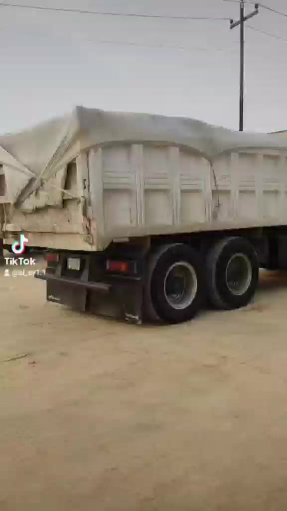 سلام عليكم سكانيه بطه البيع مكفوله كفاله عامه تخم تاير مكينه جديده الا صرف ولا بخار سياره جاهزه العمل سعر 180 وبيه مجال الطيبين رقم ***********
