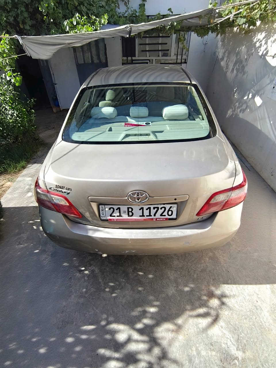 🚨 عرض - تويوتا كامري 2009 | وارد امريكي (SL)🚗
لون: صحراوي.
🛞تايرات : جديد بحاله ممتاز
🔋باتري: جديد قبل شهر
🔧 مكينه وكير : مكفولة 
⛽ بطاقه بانزين: جاهز 
📜شرط التحويل ✔️
شاشه وكامره خلفية📹 
كش امامي كهربائي⚡
لايتات زينون 💯
📍الموقع: كركوك قضاء داقوق.

💯سياره  رقم سليمانية.مال بيت وضررها موجودة بل سونار 👇🏻.
💰 السعر: 90 (قابل للتفاوض البسيط)
📞 للاستفسار : ***********
