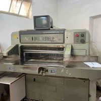 مکینە polar مقص قیاس ٩٢ کثیر نظيف و اشتغل قليل  شاشة و ئیر کومبریسر و ...