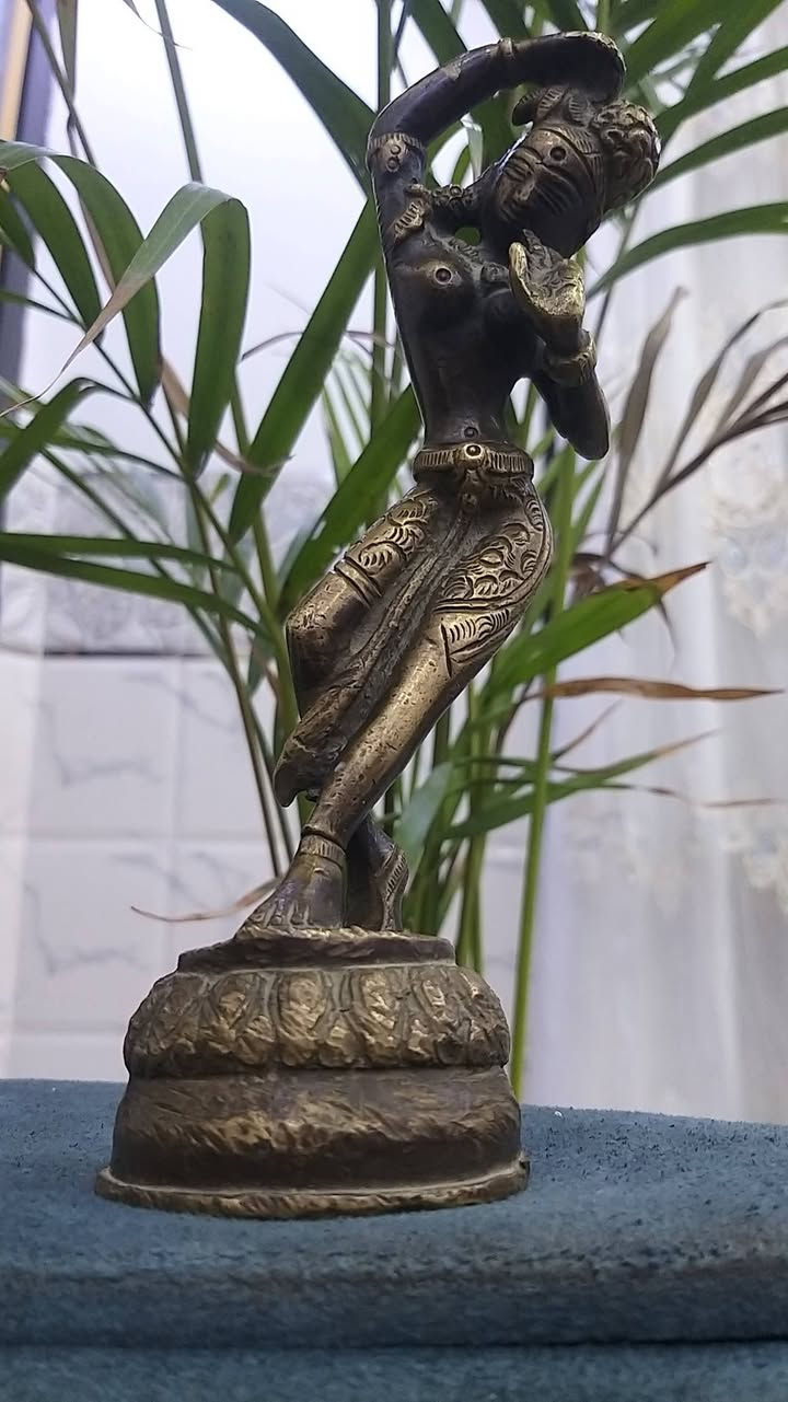 الوزن ٧٥٠ غرام الطول ١٨ سم


**إذا كنت صاحب هذا الإعلان وتريد حذفه لأي سبب، رجاءا أرسل رسالة إلى الدعم الفني**