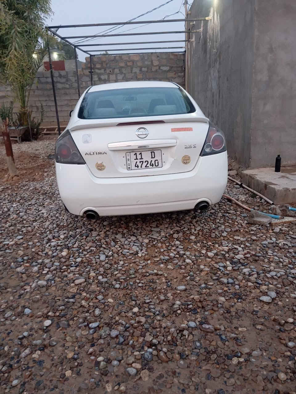 السلام عليكم
للبيع نيسان التيما موديل 2007 وارد امريكي 
رقم بغداد  بسمي
السعر  ( 75$ ورقه )  وبيها مجال 
تحويل مباشر
مكينه وكير شرط 
محرك 2500 المرغوب اربعه سلندر
مواصفات 
بصمه 
ابواب بصمه 
 
السنويه 2030

السيارة  احلى من صور نظيفه ما بيها اي نقص واي مصرف مابيها 

عنوان السيارة ديالئ  / جلولاء 
اي استفسار راسل على واتساب او على الرقم / ***********
