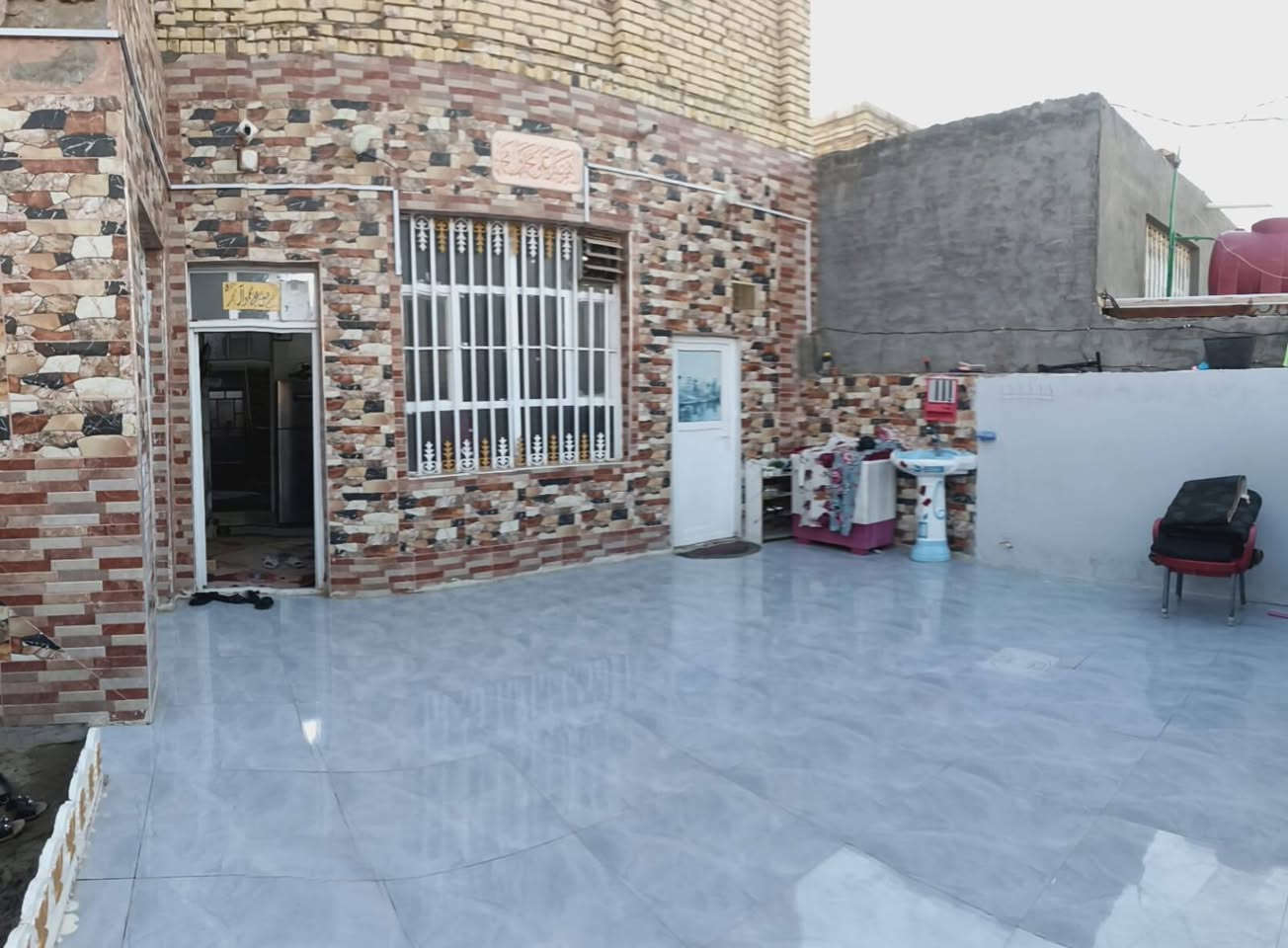 بيت زراعي للبيع 200م
منطقة الوارشيه، النجاريه قرب ابو طيبه ابو القالب يحتوي على غرفتين وصاله واستقبال ومطبخ وصحيات وطارميه اماميه
السقف شيلمان عكاده والبناء طابوق الرجاء السعر خاص لطفاً أو اتصال هاتفي *********** بي واتساب
