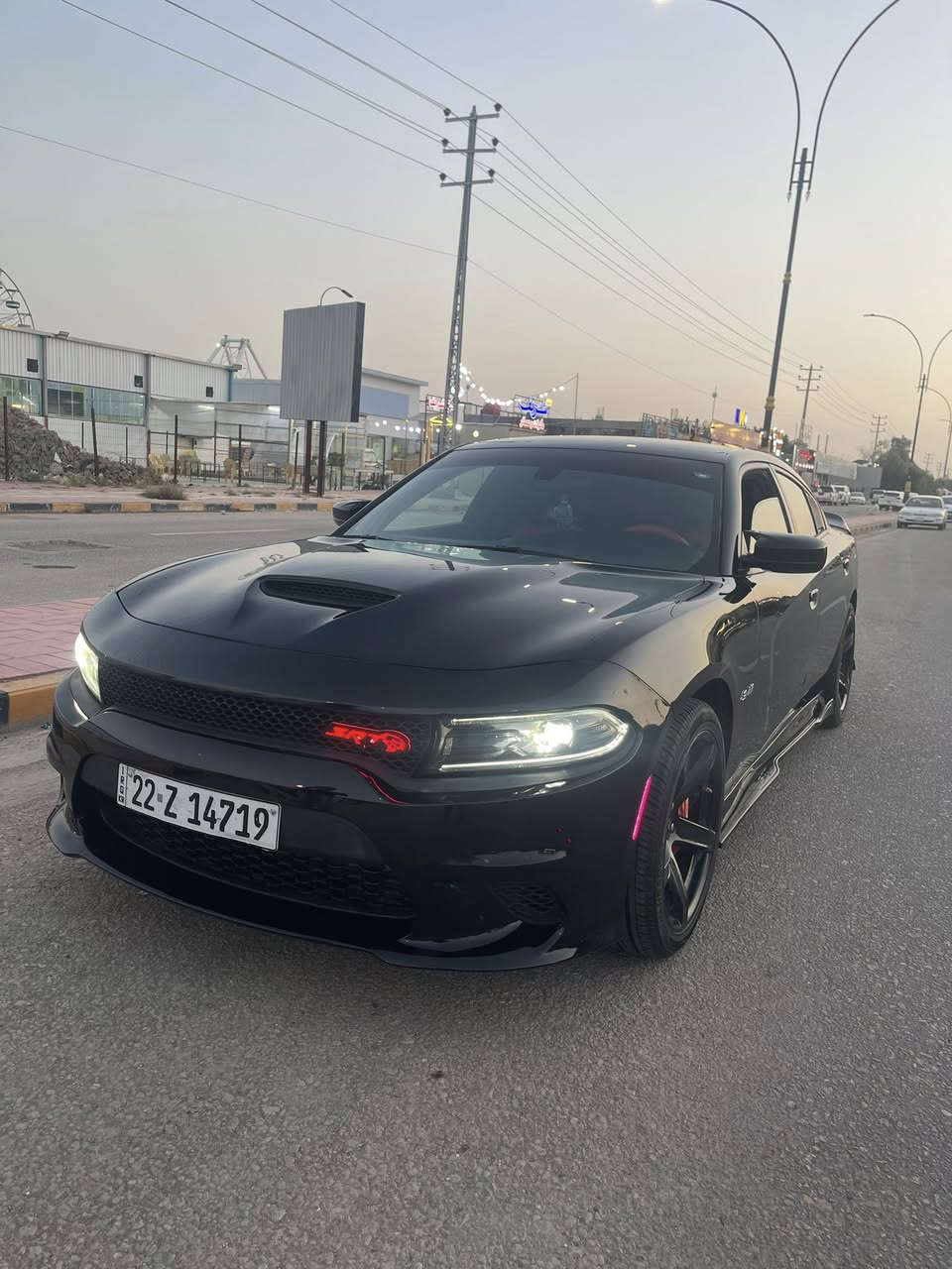 السلام عليكم 
دوج چارجر 2023
المحرك 5700  RT
ماشيه 72ميل 
ضرر المركبه جاملغ +بنيد
صور الحادث مرفقه 
مواصفات الجارجر المعروفه 
السياره عليها تعديل ونصبه 
السعر 227$ 
مكان السياره نجف الاشرف 

للستفسار
***********
