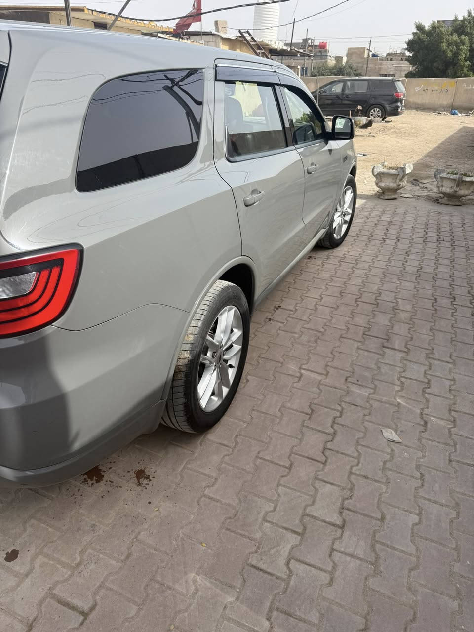 السلام عليكم دورنكو RT هيمي رقم اربيل لون اسمنتي موديل 22 للبيع فول عدا الفتحة بيها دعامية امامية تبديل وبعض الملاحظات مذكورة بالسونار السعر 305 $ مكانها بغداد حي العدل للتواصل ***********
