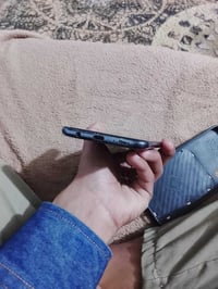 سامسونج A50 • ١٢٨ • شاشة مفطورة