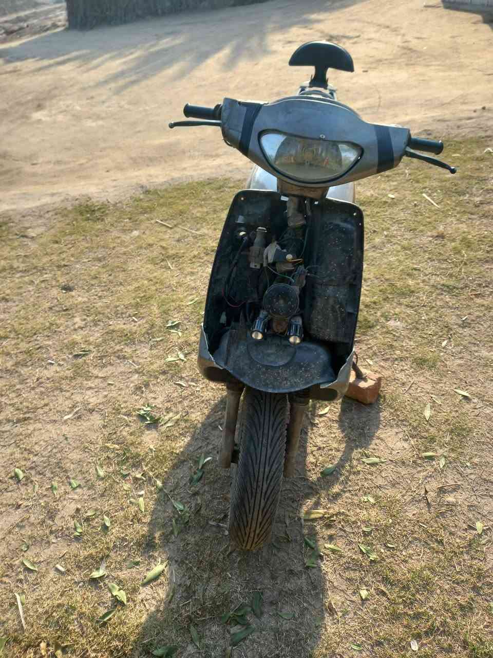 للبيع دراجة دولفين شغالة عاوزها بس كفر 
اتصل على الرقم 
***********
