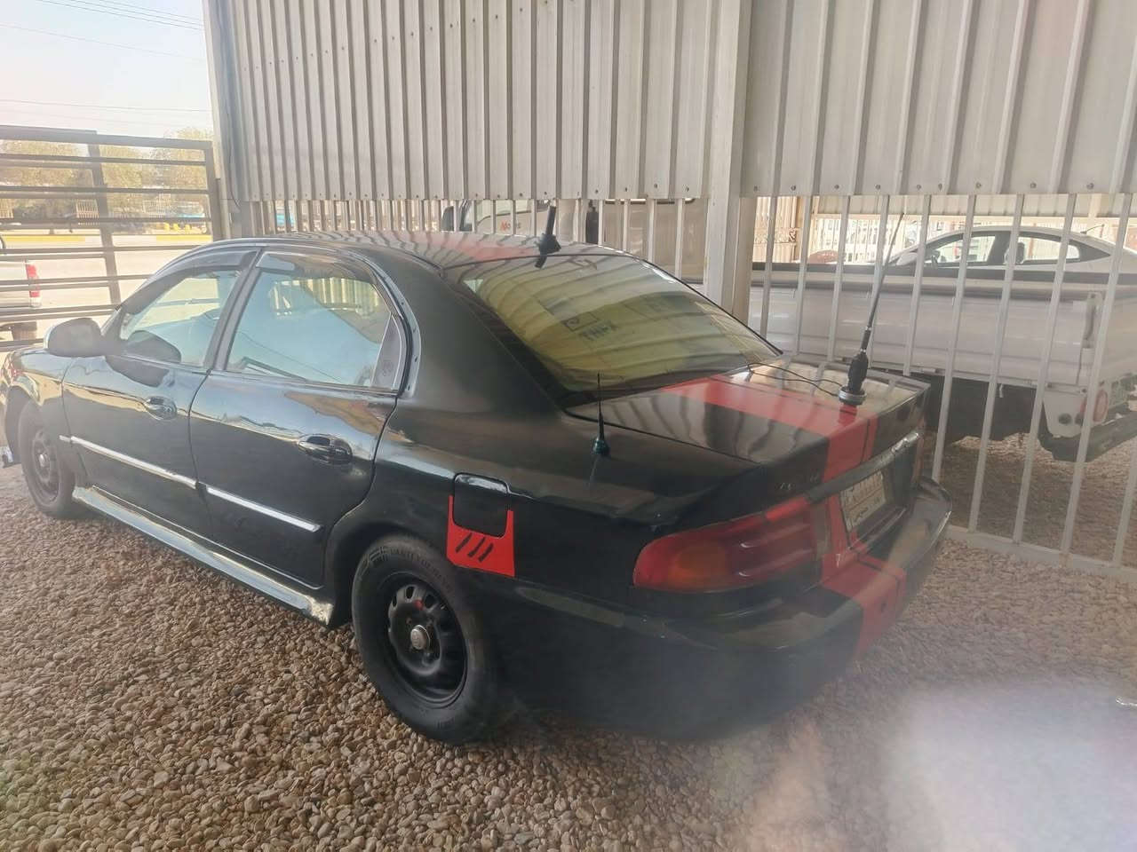 اوبتما ٢٠٠١ بغداد سنويه جديده مشروع وطني تحويل مباشر
كير حاويه جديد مكينه جديده تبريد نقص بوري جاهز
حداديه صدر جديده لوك تخم ويل وتايرات كلش نضاف
مكفوله من الضربه كفاله عامه صبغ جماليه
دواخل عالشركه باتري جديد ارضيه جديده 
ساعه كيجات جديده دشبول جديد كهربائيات كله شغاله
السياره مرتبه وجاهزه وخسرت هواي عليه وسعره مناسب
مكاني بابل الحمزه الغربي والسعر ٥٠ وبيه مجال قليل
***********
