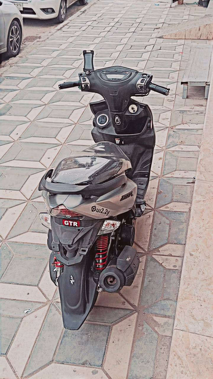 سلام عليكم جيتي ار للبيع موديل 2011 سعره مليون 100 دراجه مكفوله دراجه مصار هواي منزلت  مال رامبه دراجه كله بلادي ***********
