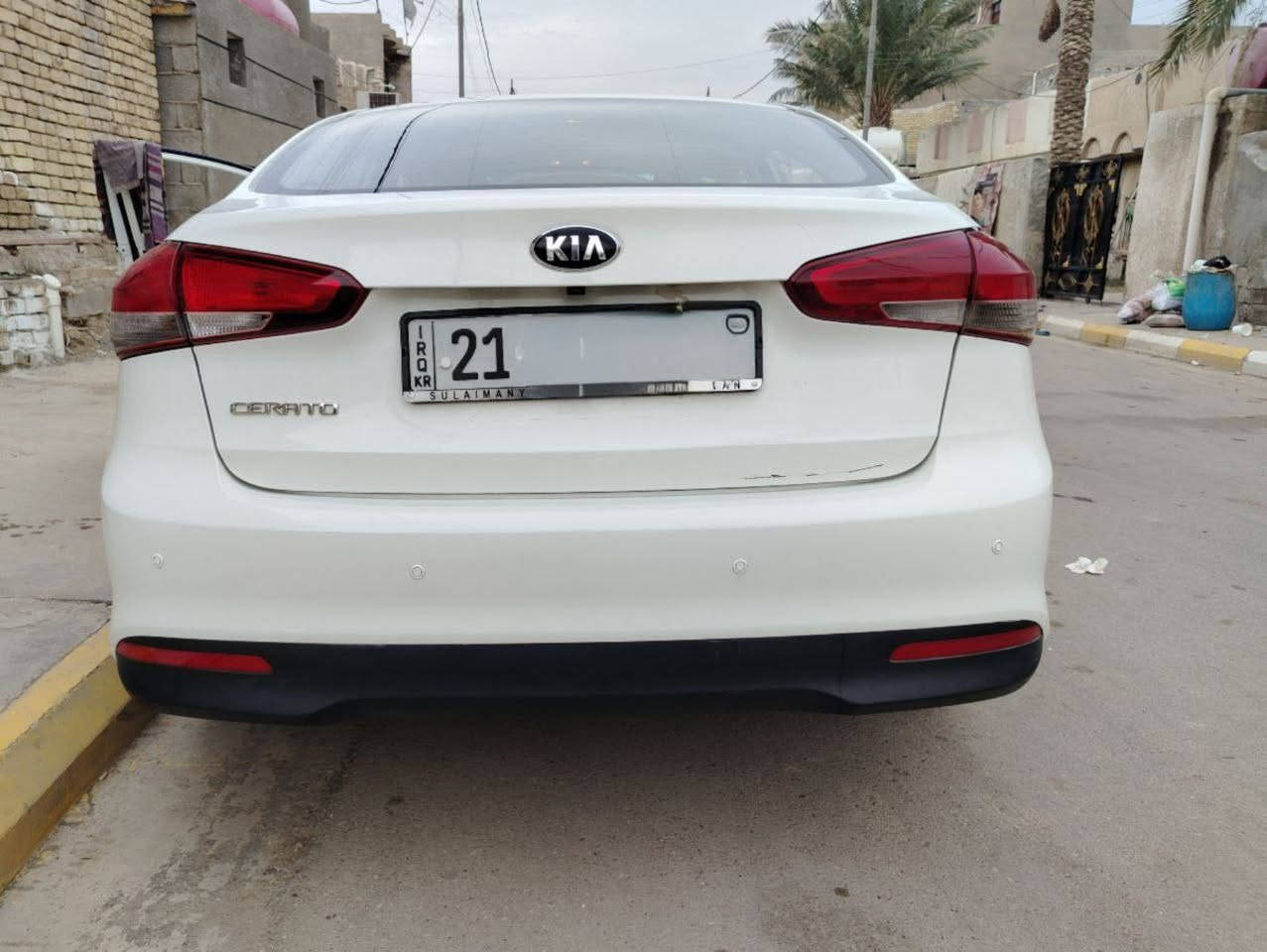 سيراتو خليجي ٢٠١٨
رقم سلمانية، تجديد وهزة قبل ٣ أشهر سنوية لغاية ٢٠٣٠
محرك ١٦٠٠ 
ماشية ١٤٣،٠٠٠ كيلو متر 
كير محرك بصمة 
حدادية جديدة 
تبريد شغال
شاشة
 وكاميرا 
ويل كب
تخم تاير جديد 
دوشمة داخلية كاملة 
حساسات خلفية 
اشاير بالمري
ثلاث وضيعات قيادة 
كار بلي 
وباقي مواصفات الخليجي المعروفة 

السيارة بيها اماكن صبغ بسيطة تنحسب ٣ قطع 
مكان السيارة واسط 
السعر ١٣٤ ورقة وبيها مجال 
للأستفسار / ***********
