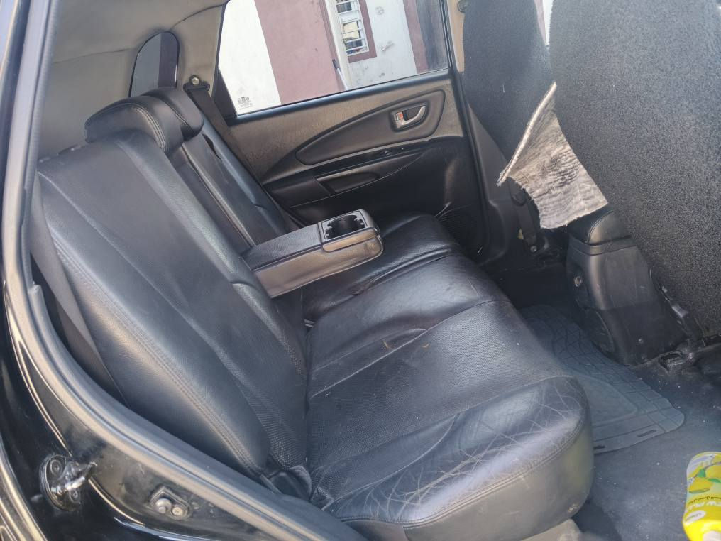 بەناوی خوای گەورە
هۆندا 2006 
مەکین گازی سۆپر جواربستۆن
جوارجام کاربایی  هه مووکاربای ئیشکات
ئاوئین کاربایی تەبرید ساردوو گەرم
کوشن جلتوو  سیارک پئدەعموو خایسیە دەعموو زەربی نیە سیارکە دووبیە براوەیە  سیارکە پاکو خاوئین گئیرمەکین هه مووگیانی بەشەرت نرخی 43
ناونیشان پیرمەگروون
ژمارە *********** السليمانية, العراق
