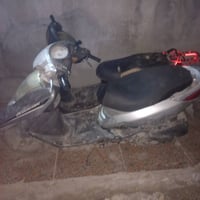 دراجات بريز وحدة نوزل وحدة كابريتر كوم حديد سعرهن ٣٥٠ مكانهن مدينة صدر...