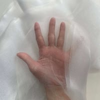 تول ناموسية • بوليستر ١٠٠٪ • ٤م×٢٠م