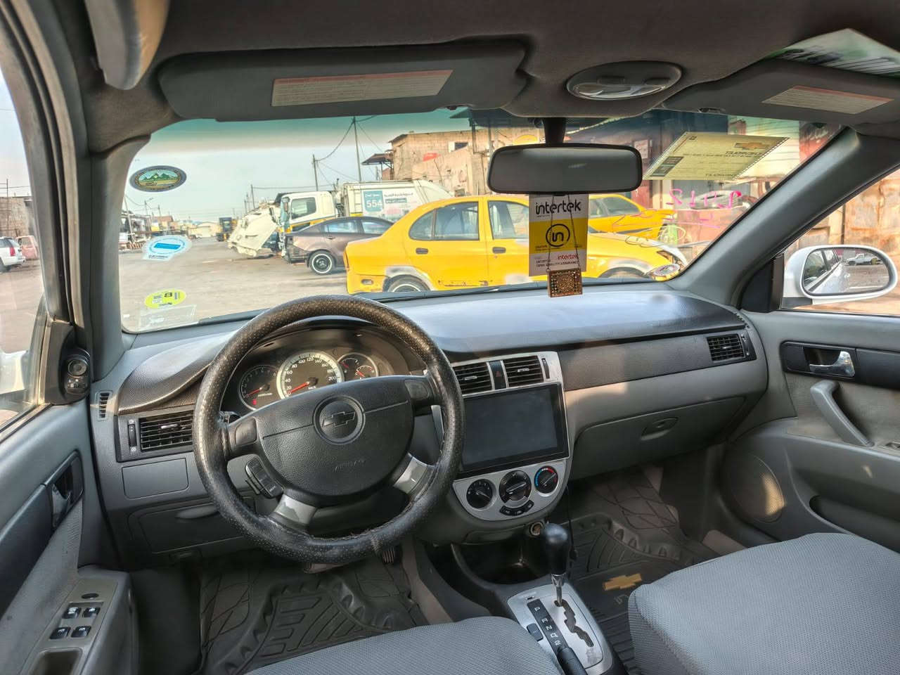 اوبترا 12 كفالة عامة من حدادية تخم تاير ويلات جاهزة للخير رقم دولي مكينة بدايت تبخير سيارة عنواني البصرة رايدهة 75وبيهة مجال للستفسار اتصال ***********انا مكلف بل نشر البصرة, العراق
