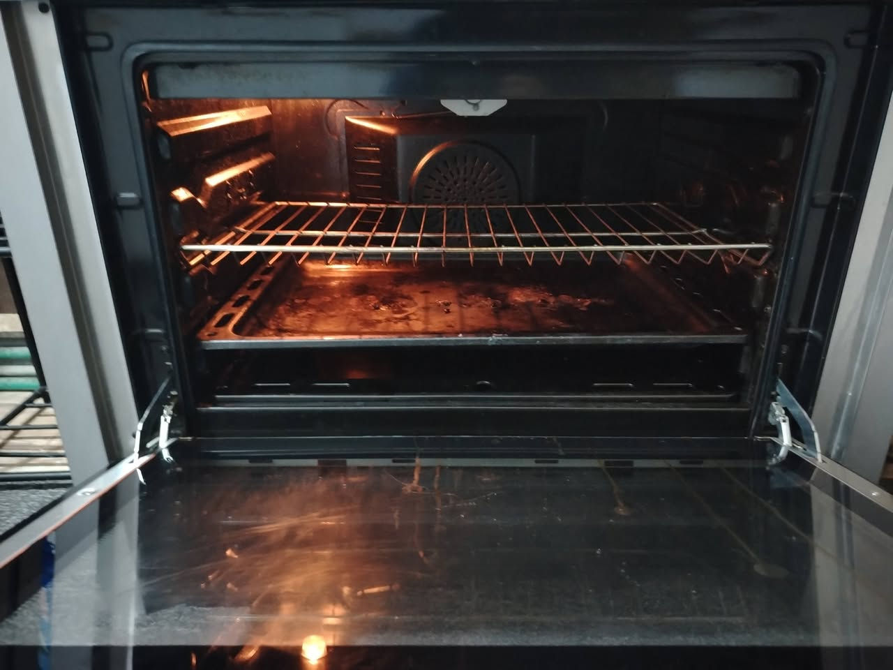 للبيع طباخ إيطالي المنشأ كلش نظيف سعره ٥٥٠ وبي مجال


**إذا كنت صاحب هذا الإعلان وتريد حذفه لأي سبب، رجاءا أرسل رسالة إلى الدعم الفني**