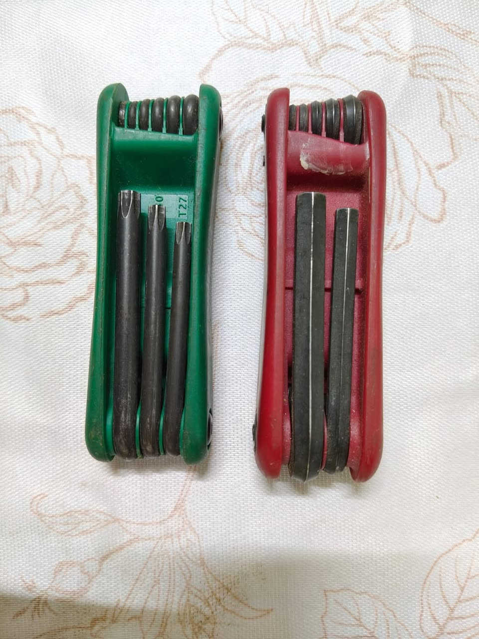 النكيات للبيع رقم الواتساب ***********
