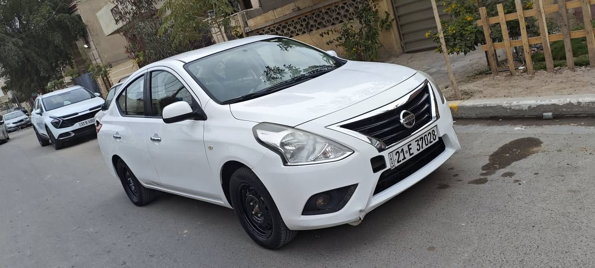 نيسان سني هندي 
رقم سليمانية ب أسمي 
موديل 2021 
ماشية 97 قابلة للزيادة 
حدادية 70% تقريباً 
كير محرك كفالة
بيهة تعديلات بارد وتكحيل فقط من دون صبغ
السعر 106
رقم الهاتف : ***********
