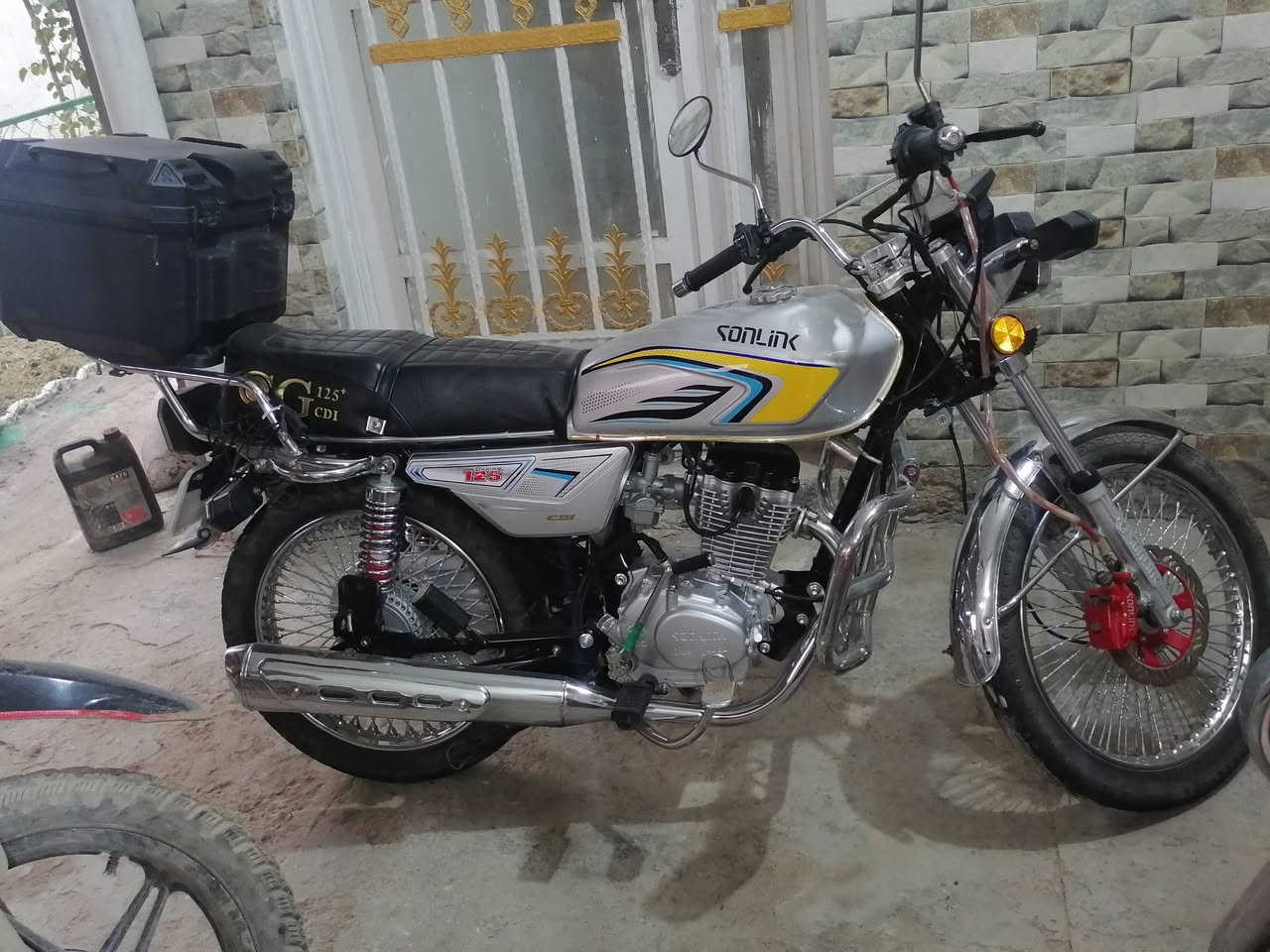 سلام عليكم دراجة تايكر جديدة   ممشاهة قليل؟ السعر ٧٠٠


**إذا كنت صاحب هذا الإعلان وتريد حذفه لأي سبب، رجاءا أرسل رسالة إلى الدعم الفني**