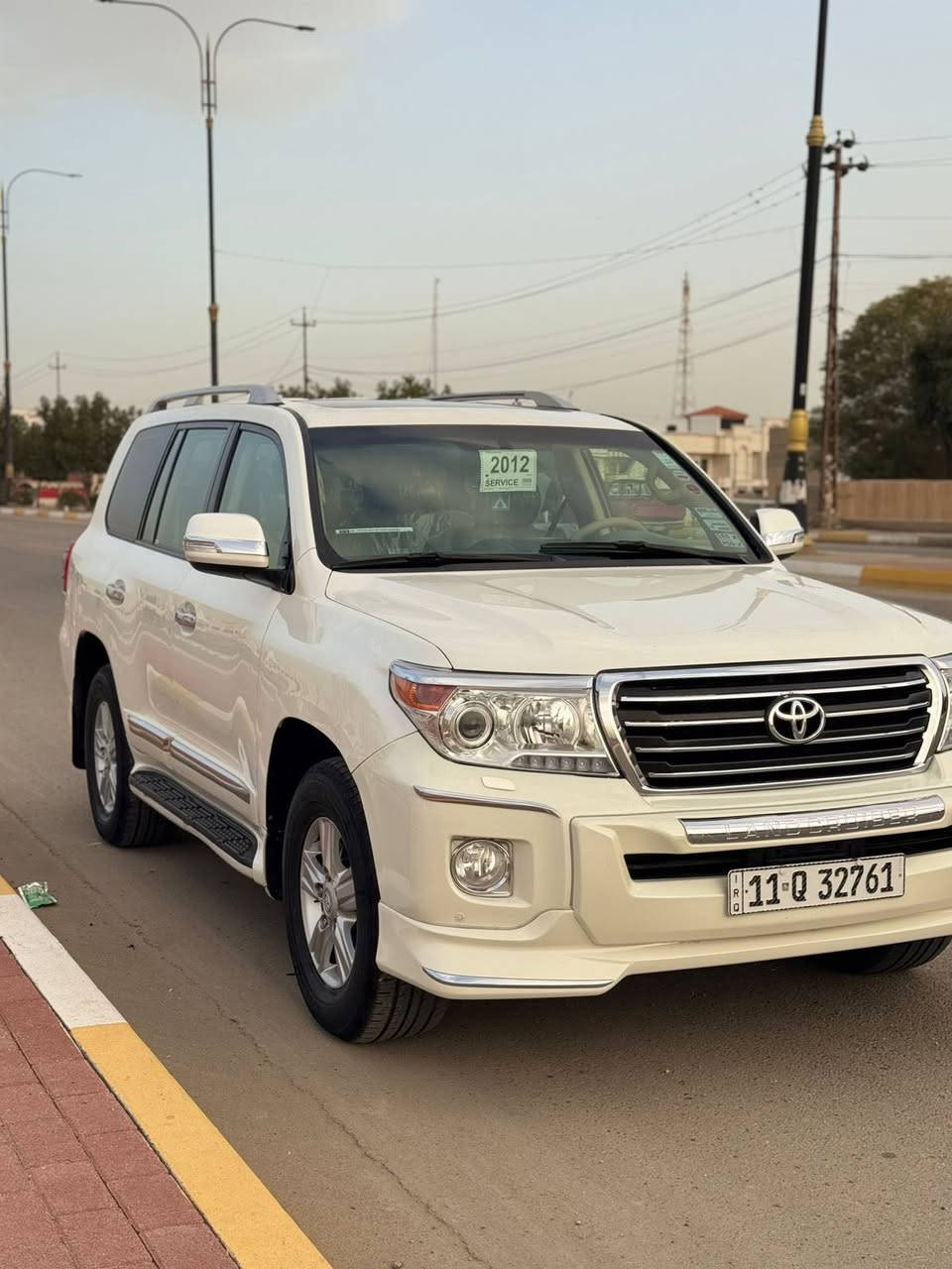 السلام عليكم  للبيع
لاند كروز GXR موديل  2012 فطيم  V6 رقم بغداد  فول مواصفات مواصفات الفطيم معروفه
  سيارة جديدة على ايد وحدة على وضع الشركة
 السيارة كفاله
السعر 345
المكان الرمادي 
للاستفسار   ***********
