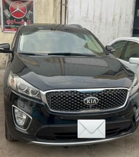 سورنتو ٢٠١٥ • بدون صبغ • ٤ سلندر