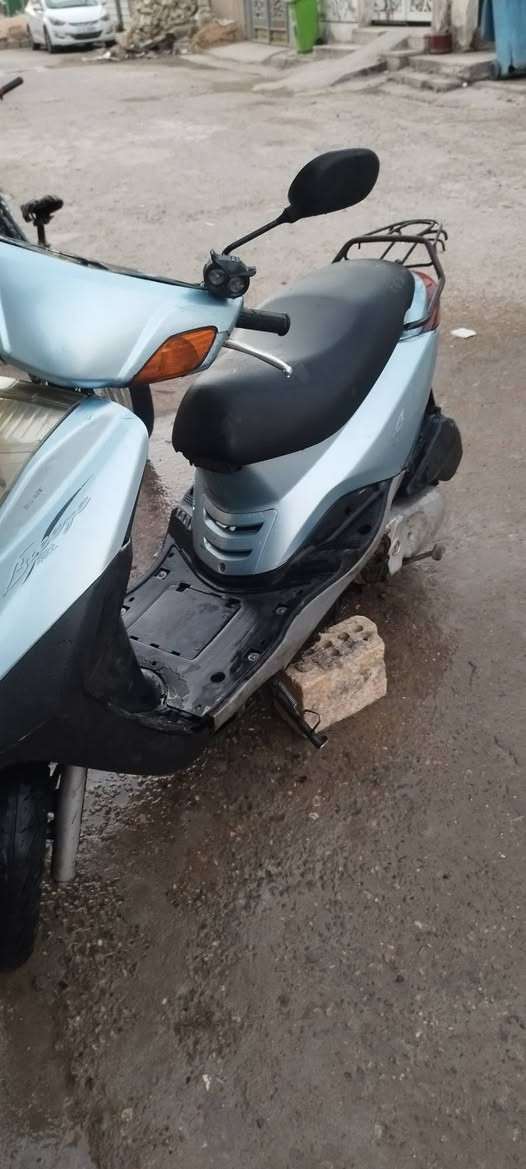 شباب كلة شغل وراق بيهة سعرهة 400 بغداد العبيدي رقم ***********
