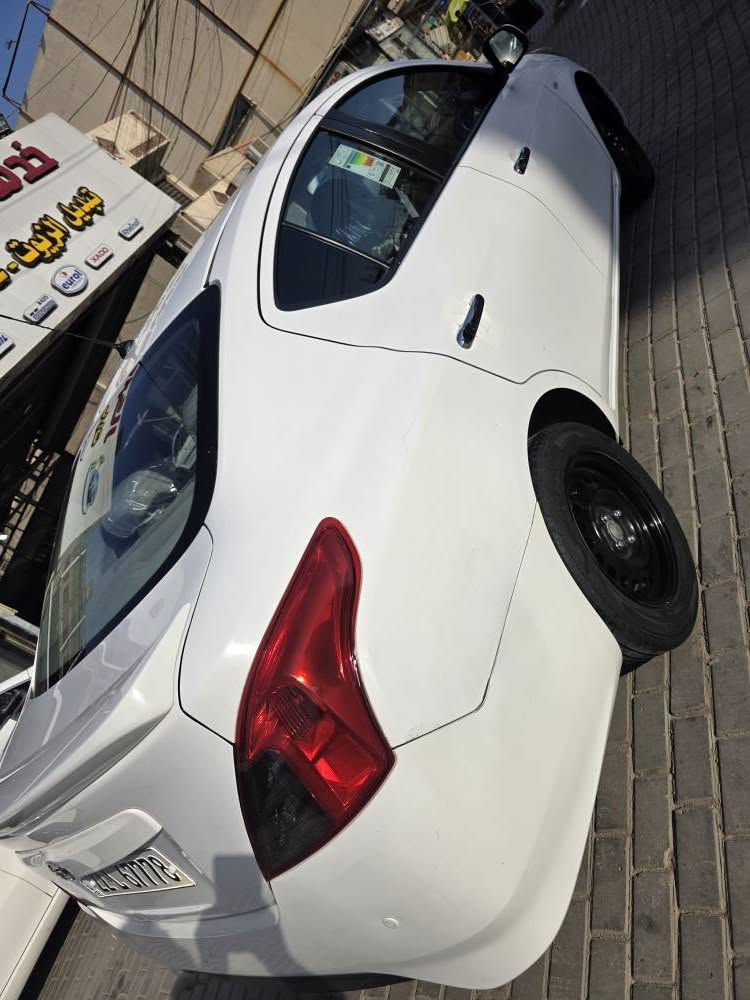السلام عليكم #للبيع سني 2022 خليجية هندية بليتة زركة سيارة كاملة وجاهزة من كلشي اي نقص مابيهة
رقم اربيل جديد تحويل شوكت ميعجبك
كير مكينة تبريد خير من الله 
منظومة زنون
تخم تاير جديد
بيهة ربع جاملغ خلفي صبغ
ومكان بارد
بدون دواخل بدون كلشي
مواصفات السني معروفة:
تحكم ستيرن
مانع انزلاق
تجاوي خلفية متحركة
حساسات خلفية
حساس تاير
يدات نيكل
مكان السيارة :بغداد سبع ابكار
السعر : 107وبيهة مجال بسيط
للاتصال : *********** بغداد, العراق
