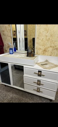 غرفة نوم11 قطع بيه شاز لون بس مامصوره بيه أضرار بسيطه 750 باب سلايت  ب...