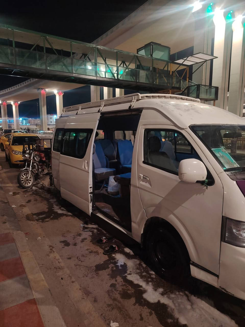 سلام عليكم جنبي عالي اج تو مديل 14 بيه صفحه ومصبوغه جماليه مكينه عسحك بعده بضمان كير اكسن ع شرط مكاني سماوة سعره ٩٠ وبيه مجال قليل ***********
