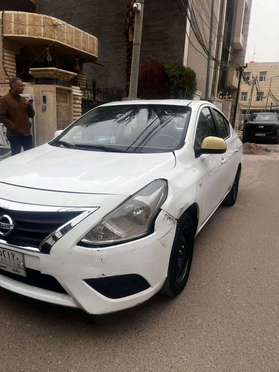 نيسان سني موديل ٢٠٢١ رقم بغداد 

بيها صبغ جوه القبق مال بانزين والجاملغ الامامي موضح بالصوره بيه طخه خفيفه السياره تخم تاير جديد تبريد ثلج 

السعر ١٠٠$ شده التواصل واتساب *********** 

مكاني بغداد الامين 

اذا اكو بي واي دي مرواس وانطي فرق عادي
