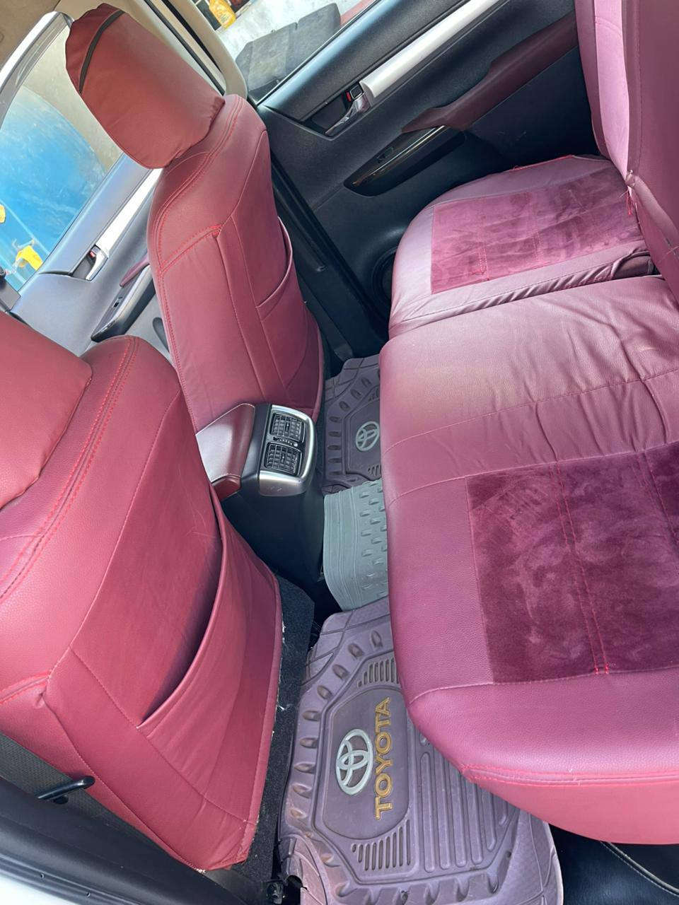 السلام عليكم هايلوكس للبيع 2019  كفاله عامه سياره جديده مال جناي ب اسمي العنوان بغداد 
***********
