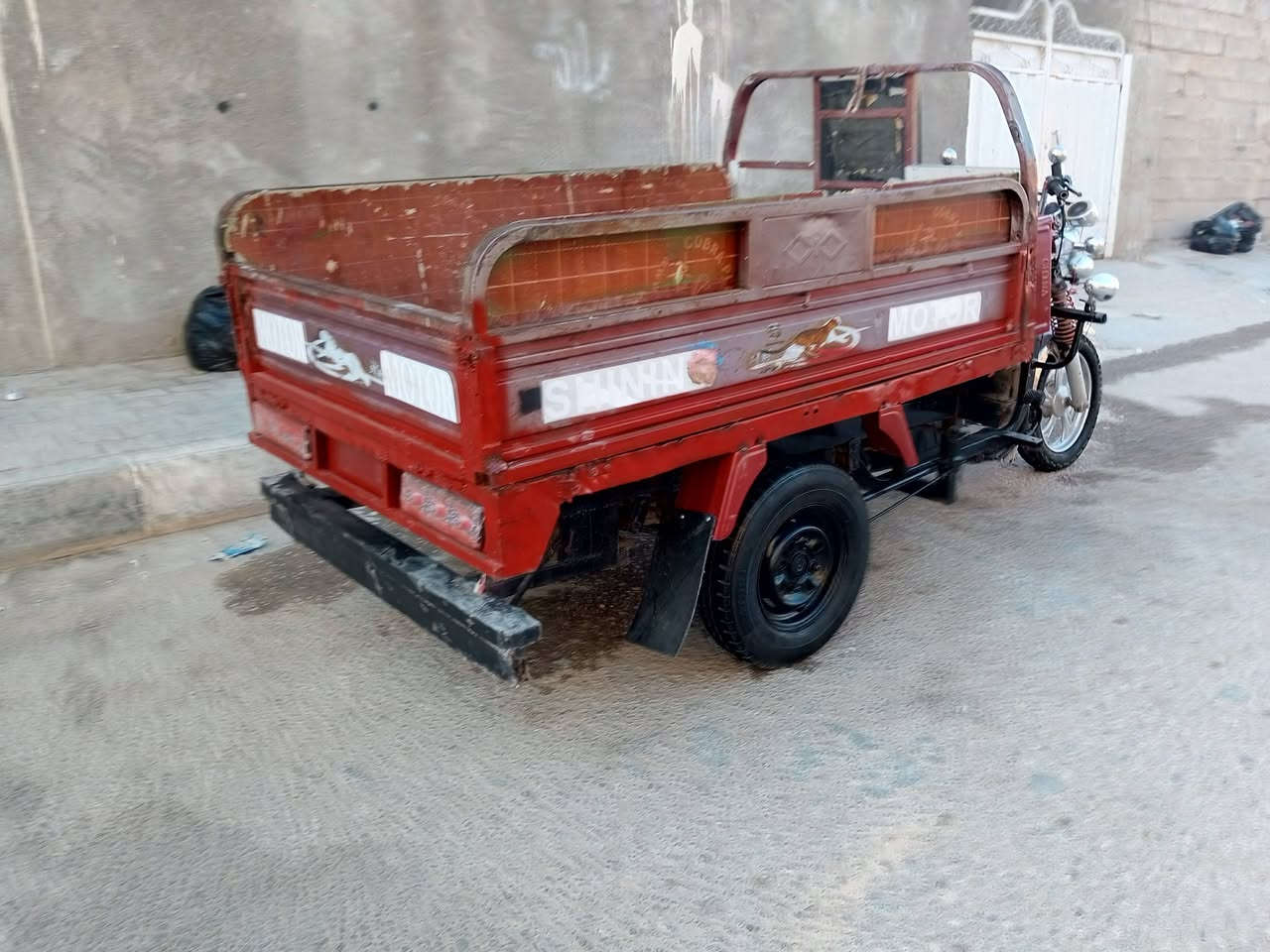 سلام عليكم ستوته للبيع موديل 14مكينه 22وراق اصولي مكاني كربلاء حي الغدير السعر 10000مليون وبيه مجال ***********
