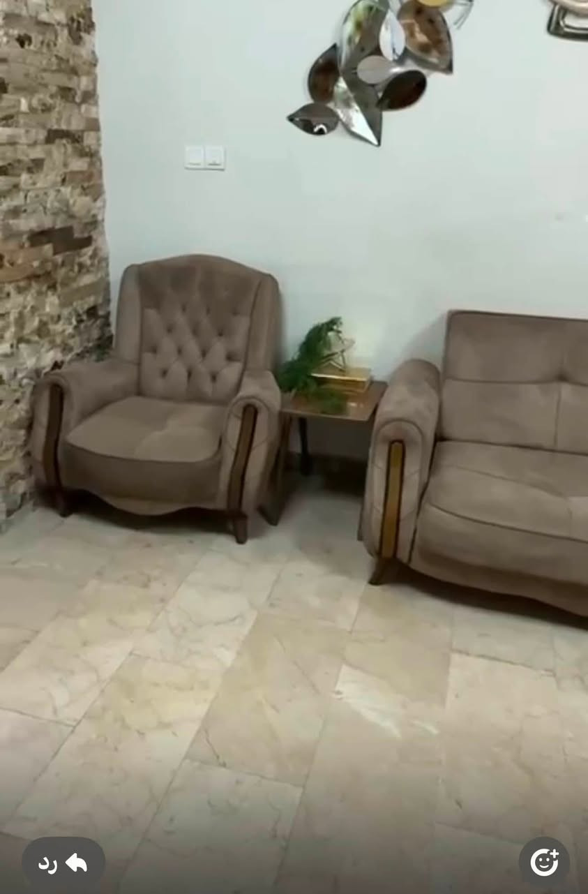 السلام عليكم عندي هذا التخم تركي ماخذه ب10 ورقات اريده عل 285 وبي مجال قليل ماكني بغداد العامريه ***********7
