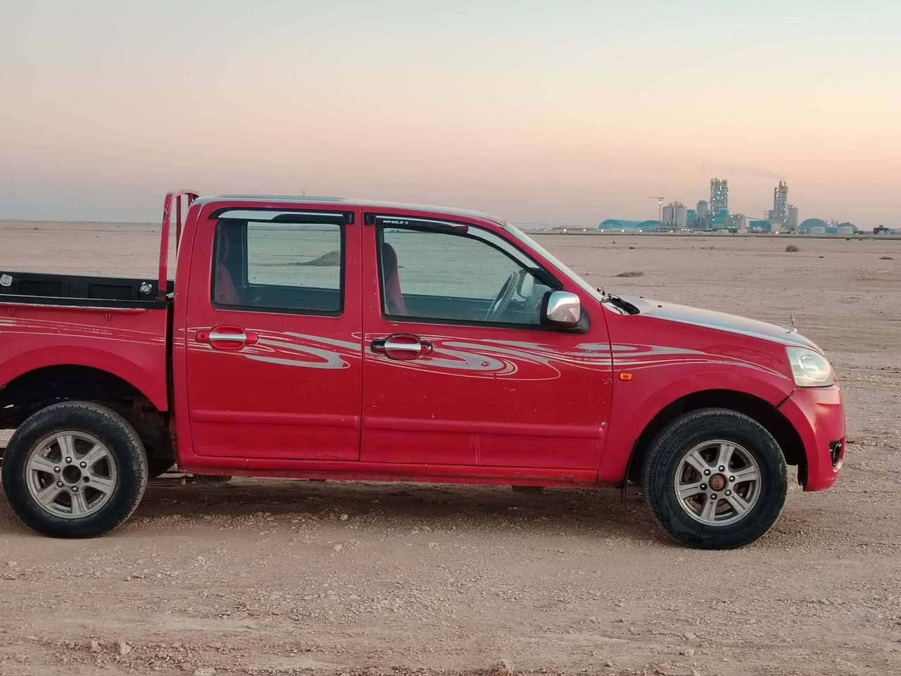 كريت للبيع 12// *********** السعر 55 اني مكلف بالنشر رحمت الله اعلا والديكم
