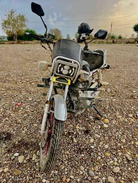 السلام عليكم دراجه 25محرك 200رقم صلاح الدين
السعر مليون و850

***********
