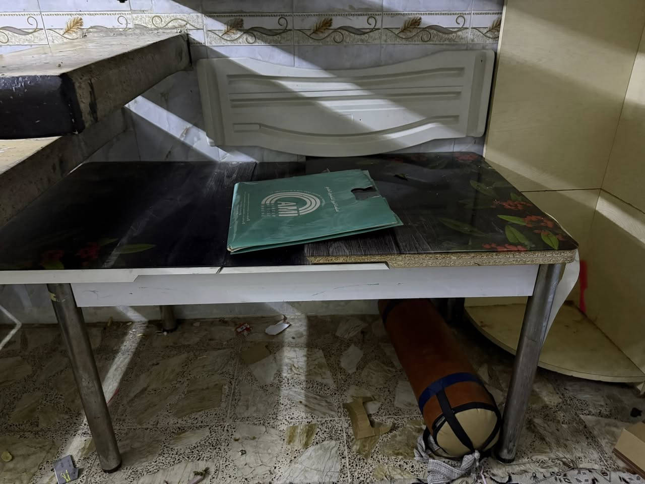 مييز طعام بدون كراسي الي يتكبر ويصغر وميز بلازمه خشب وكزاز ثقيل ثنيهن ب75 الي يجي هسه ياخذهن مستعجله عل بيعتهم


**إذا كنت صاحب هذا الإعلان وتريد حذفه لأي سبب، رجاءا أرسل رسالة إلى الدعم الفني**