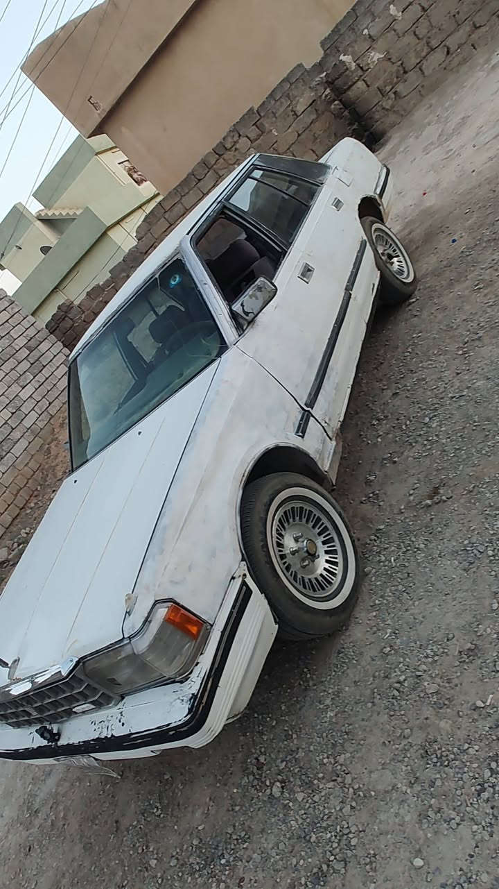السلام عليكم 
سوبر موديل 85 للبيع 
فحص صلاح الدين راعيها بالشرقاط بقريه شكرآ شرط وكاله وتحويل  گمرگ مدفوع هزه قبل شهر هزيتها
محرك گير شرط  
طخم تاير جديد وجلي وياله  
صدر من الدعاميه للدعاميه بدلتو جديد 
كهربائيات شغاله 
باور شغال 
السياره حيل حلوه وگاعده 
ابيع نقد وابيع مقدمه وبالشهر 
***********
