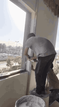 السلام عليكم ورحمه الله وبركاته كادر 4خلفات  جص بورك +تشميع دواخل اسمنت  تحب تشوف شغلي أو اشتغل الك نموذج ***********
