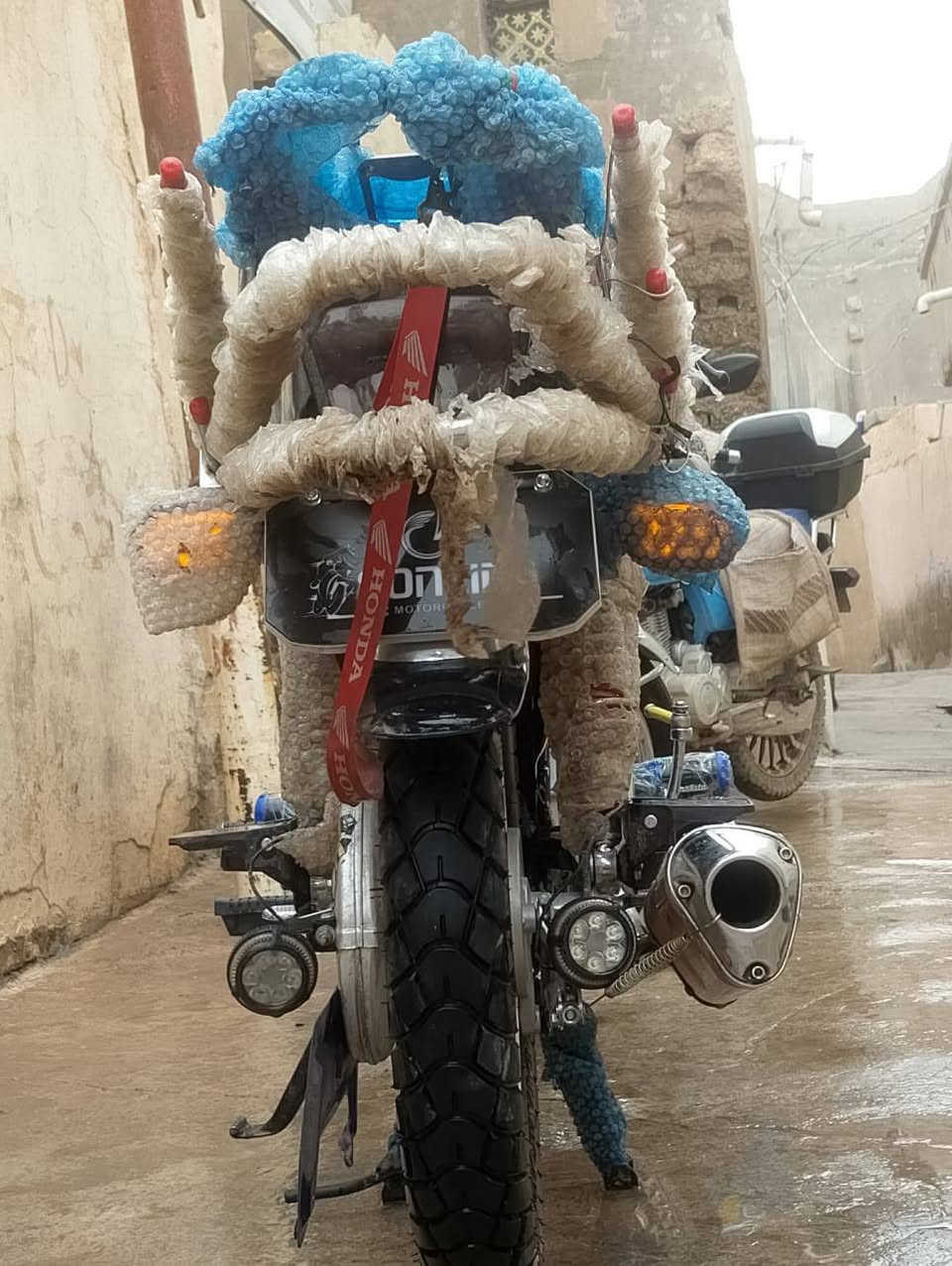 سلام عليكم ورحمة الله وبركاته
تايكر موديل 25 للبيع 
السعر 775وبي مجال حك الجيه 
المكان منصوريه الجبل 
الموشراي ليكسر بسعرهة 
***********
