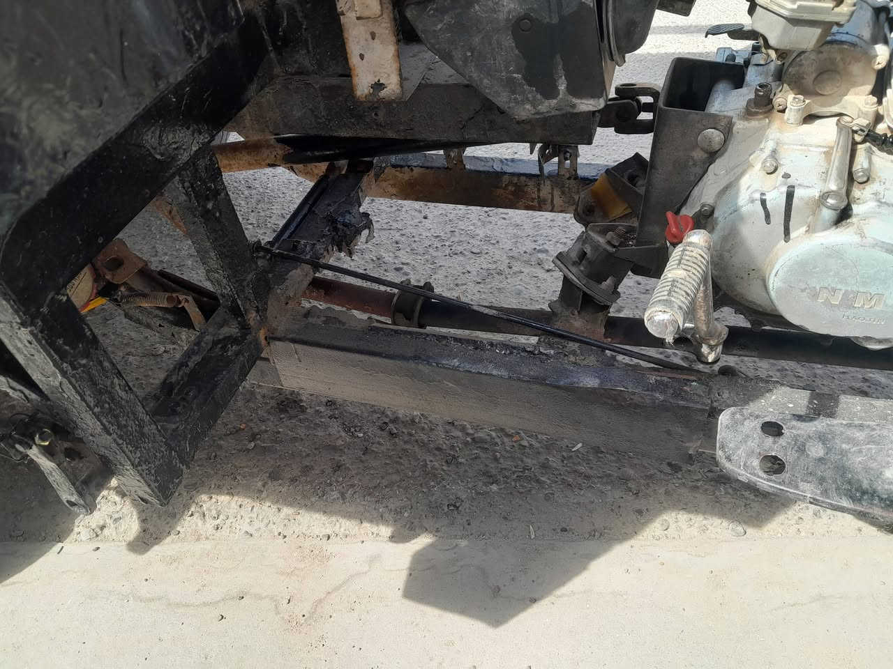 سلام عليكم ستوته ادوات مكفول بيهه لحيم بل شاصي و بيهه خيط تبيخير اكسن لطش سعر400  متواجد فقط شريحه *********** واتساب
