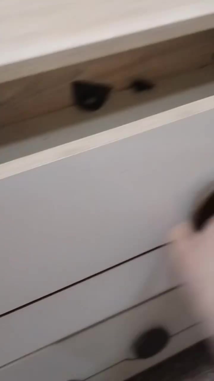 ميز مرايه جديد اي عيب مابي مستخدم قليل البيع


**إذا كنت صاحب هذا الإعلان وتريد حذفه لأي سبب، رجاءا أرسل رسالة إلى الدعم الفني**