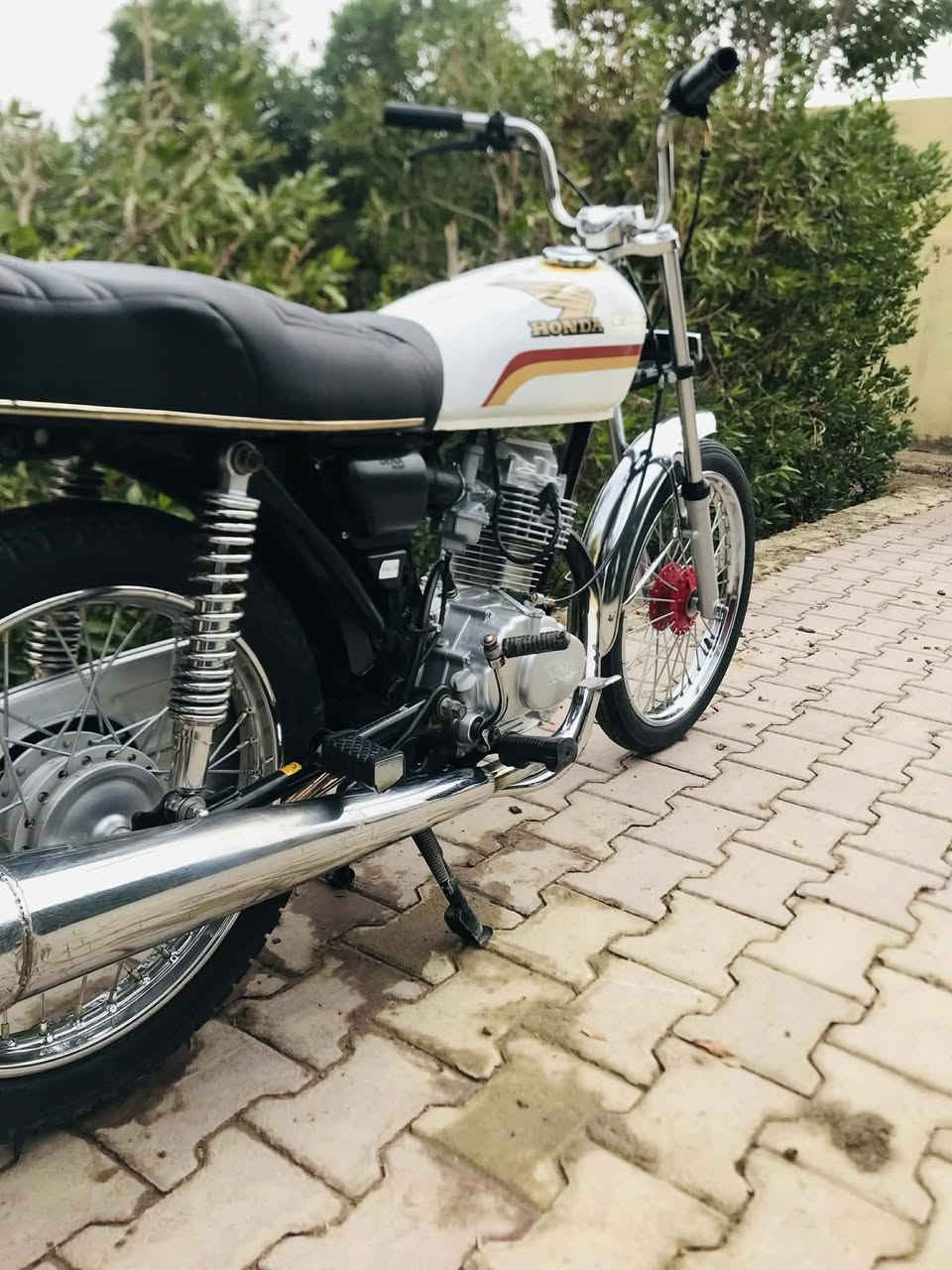 دراجه للبيع شاصي 16 أوراق محرك غراض 25  مكفول مكانه  

الحمزه الشرقي  سعره  750  استفسار

750 ‭0788 745 6156‬
