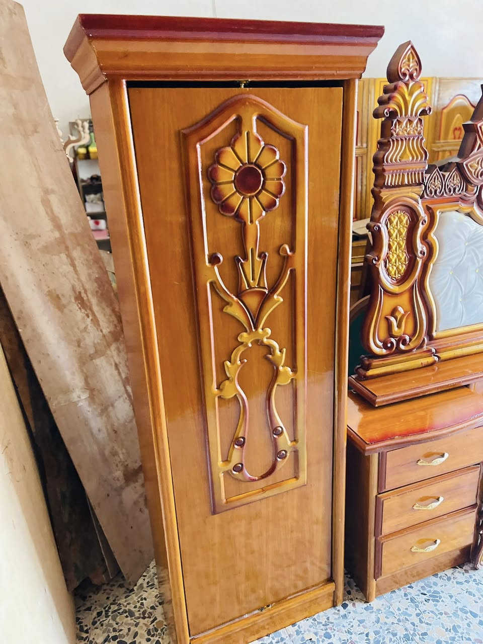 غرفه ام سته صاج شغل ثكيل سعر 750 مكاني بغداد مدينه الصدر واتساب *********** كو توصيل 🚚
