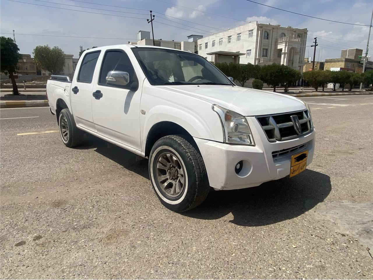 السلام عليكم
بيكب جانبي صيني موديل ١٤ كفاله من الكص ادوات 
ارقام اربيل فقط
مكينه كير حداديه كفاله
سياره ماشيه ٧٧ الف حقيقي كلش جديده ونظيفه
تبريد ثلج ويه السويج 
البدي جديد لا ضربه ولا شخط
حداديه جديده تخم تاير جديد
كهربائيات كلها شغاله  
عنوان محافظة ميسان 
سعر ٣٣ ورقه بيها مجال قليل
***********
